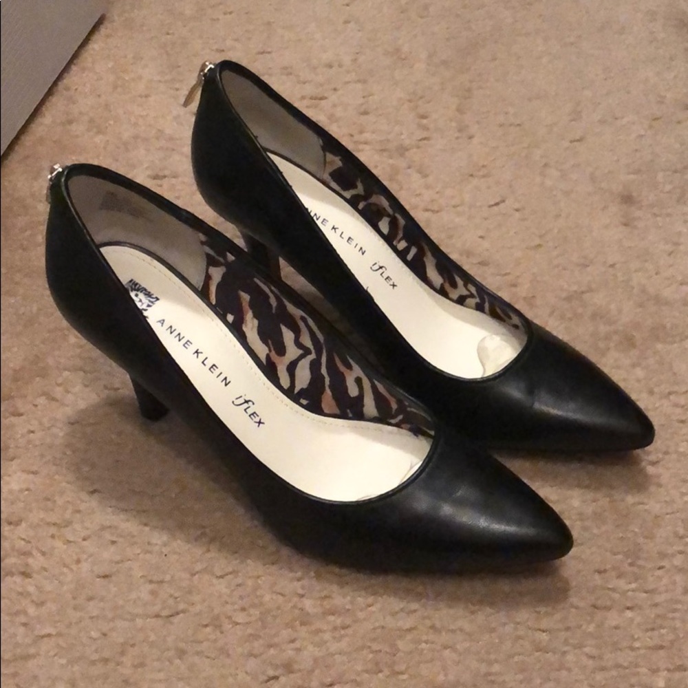 Anne Klein pumps